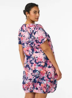 Kurzärmliges Baumwollkleid mit Aufdruck