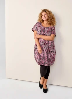 Kurzärmliges Baumwollkleid mit Aufdruck