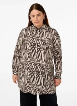 Lange Bluse mit Zebraprint