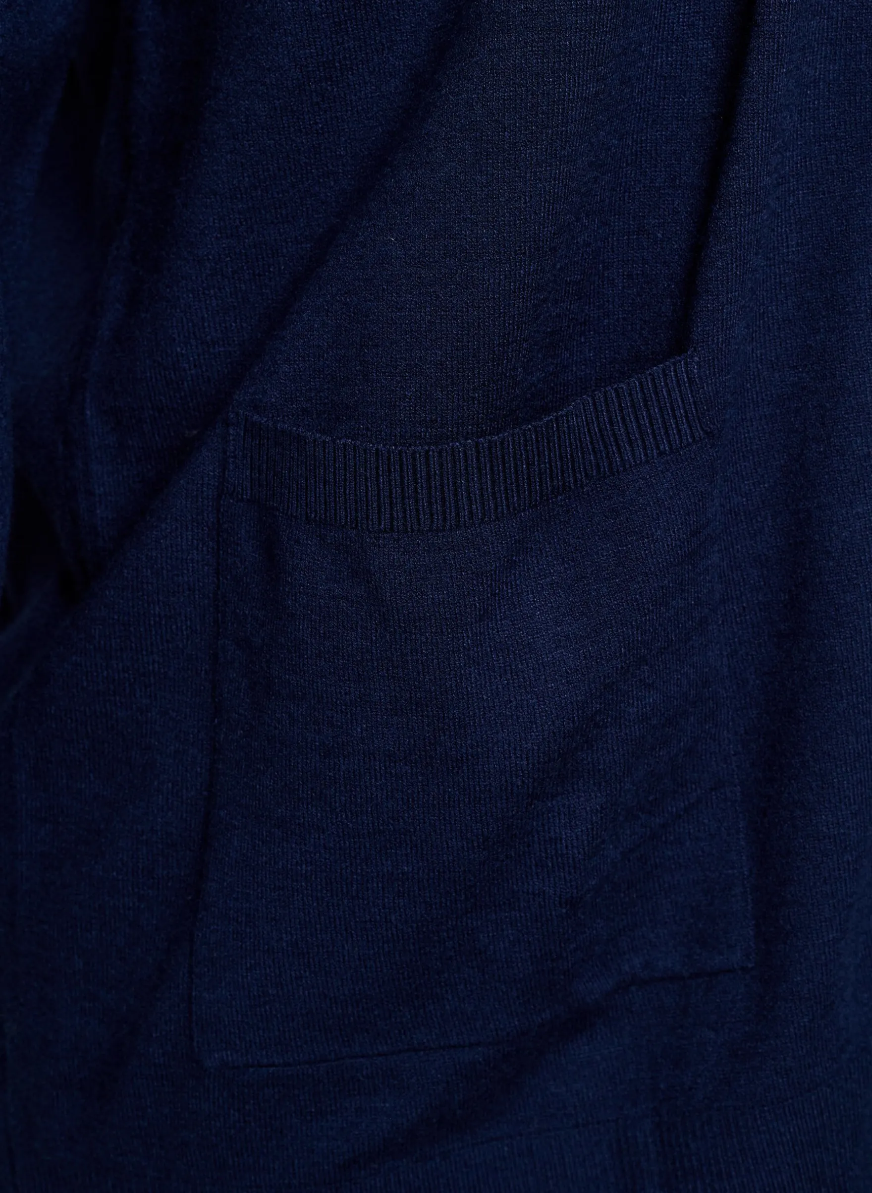 Lange offene Strickjacke mit Taschen