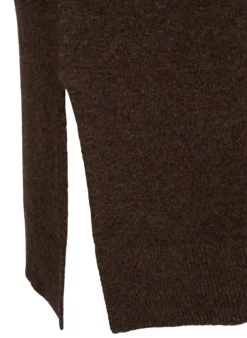 Langärmliges Strickkleid mit V-Ausschnitt