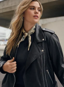 Leder-Bikerjacke mit Gürtel