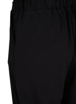 Lockere Hose mit Taschen