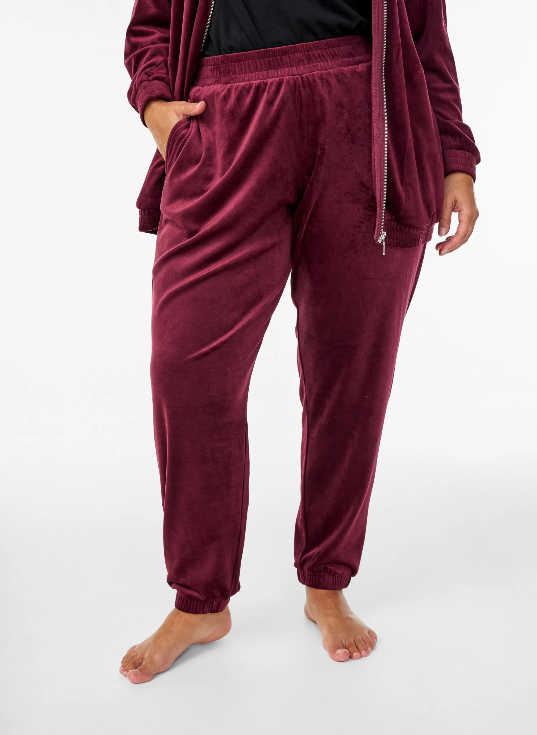 Lockere Samt-Hose