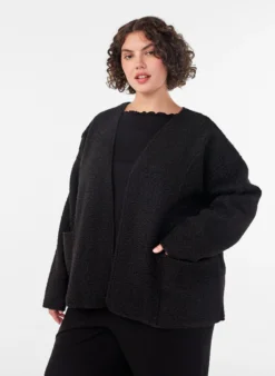 Lockere Strickjacke mit Taschen