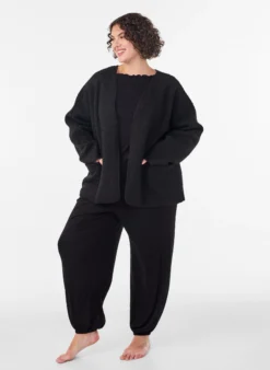 Lockere Strickjacke mit Taschen