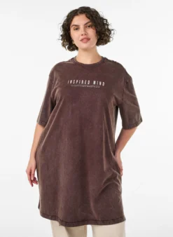Lockeres T-Shirt-Kleid mit Washed-Optik