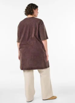 Lockeres T-Shirt-Kleid mit Washed-Optik