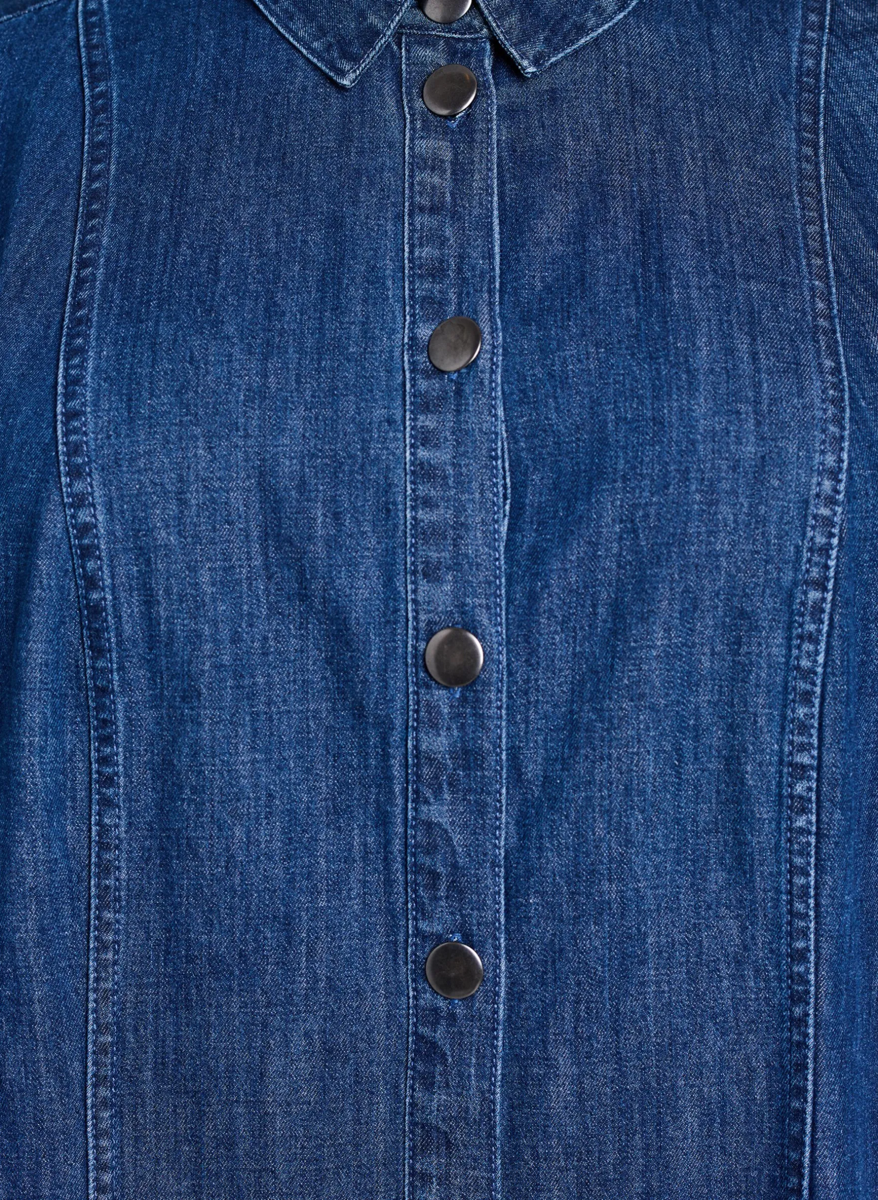 Midi-langes jeanshemdkleid