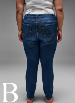 Slim fit Jeans mit normaler Taille