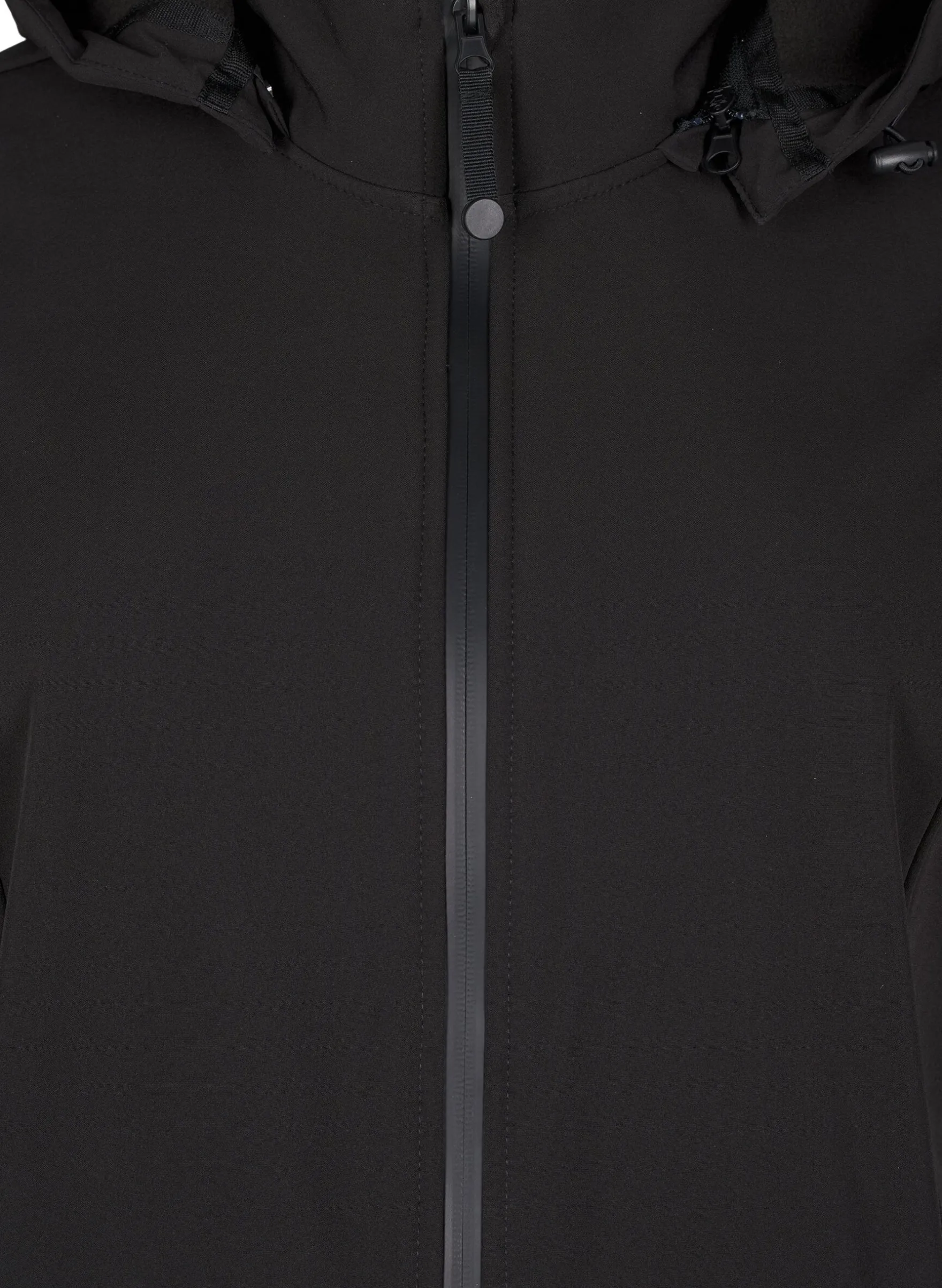 Softshell-Jacke mit abnehmbarer Kapuze