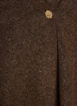 Strickjacke mit asymmetrischem Verschluss