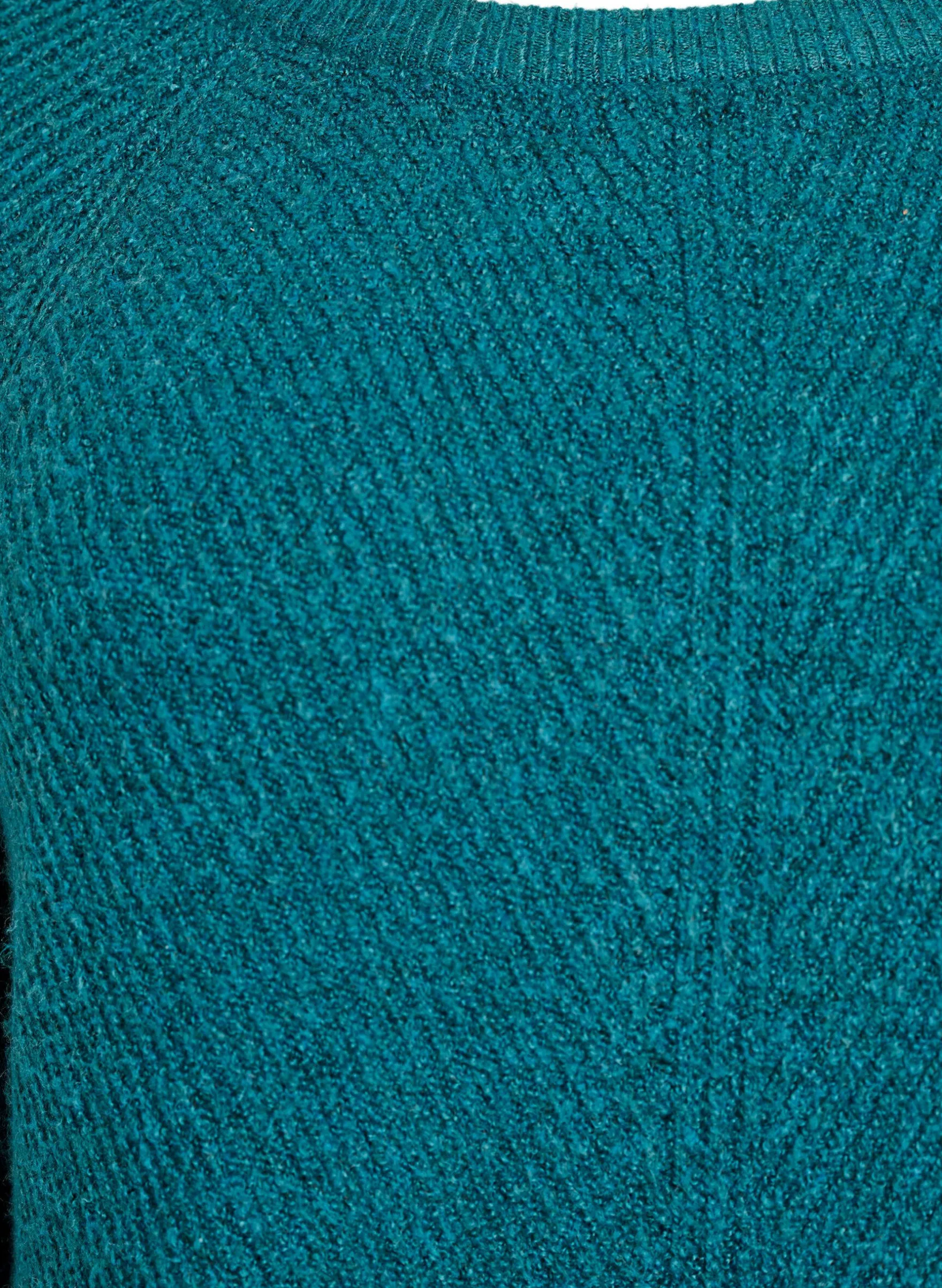 Strickpullover mit diagonalem Muster und Raglanärmeln